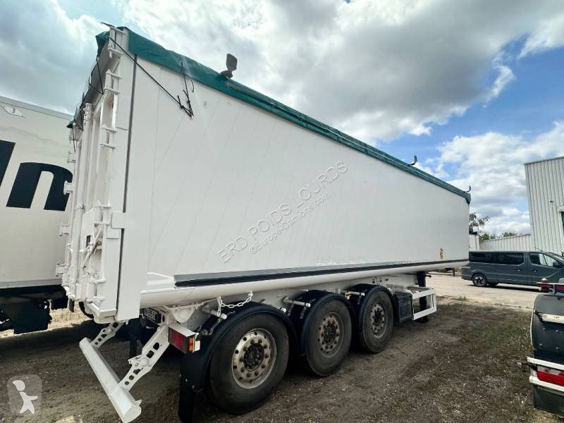 نصف مقطورة Schmitz Cargobull