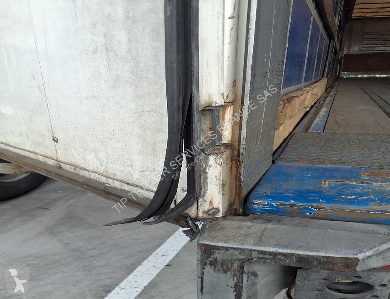 Fruehauf Trailer Curtainsider Sliding Roof...
