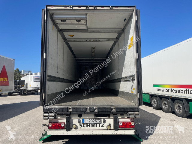 نصف مقطورة Schmitz Cargobull Semitrailer Reefer...
