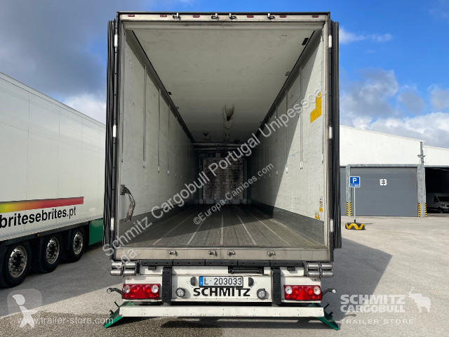 نصف مقطورة Schmitz Cargobull Semitrailer Reefer...