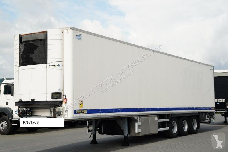 نصف مقطورة Chereau