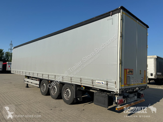 نصف مقطورة Schmitz Cargobull Curtainsider Standard