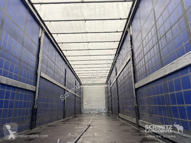 نصف مقطورة Schmitz Cargobull Semitrailer...