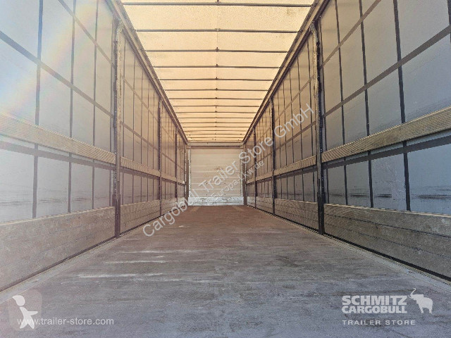 نصف مقطورة Schmitz Cargobull Curtainsider...