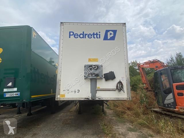 نصف مقطورة Fruehauf