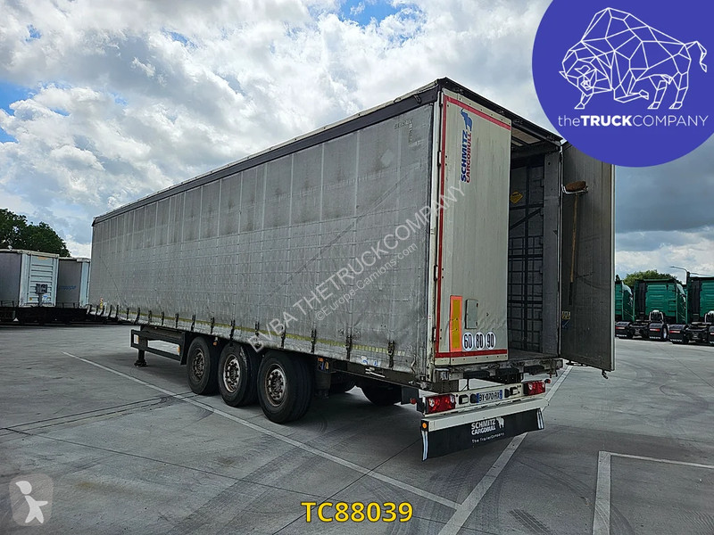 نصف مقطورة Schmitz Cargobull