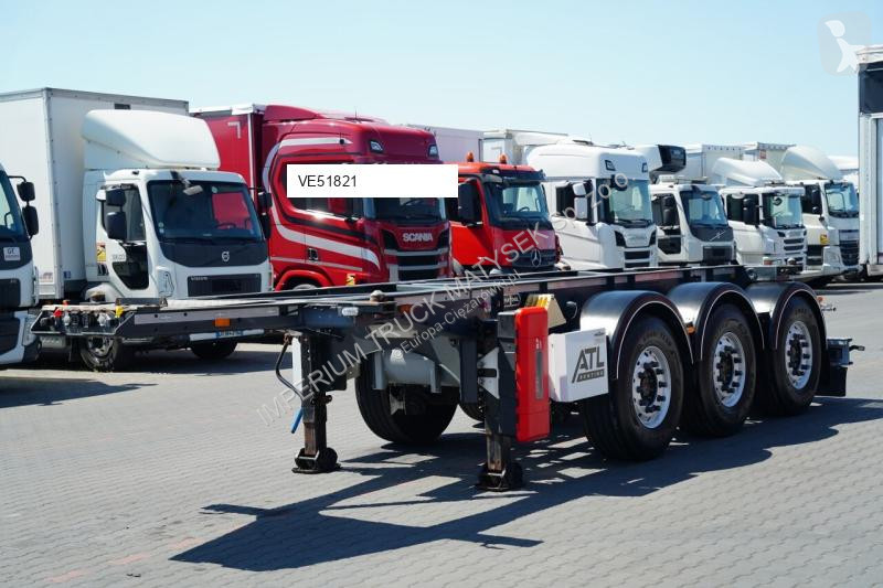 Полуремарке Van Hool NACZEPA PODKONTENEROWA /...