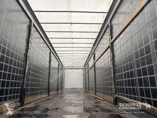 نصف مقطورة Schmitz Cargobull Semitrailer...