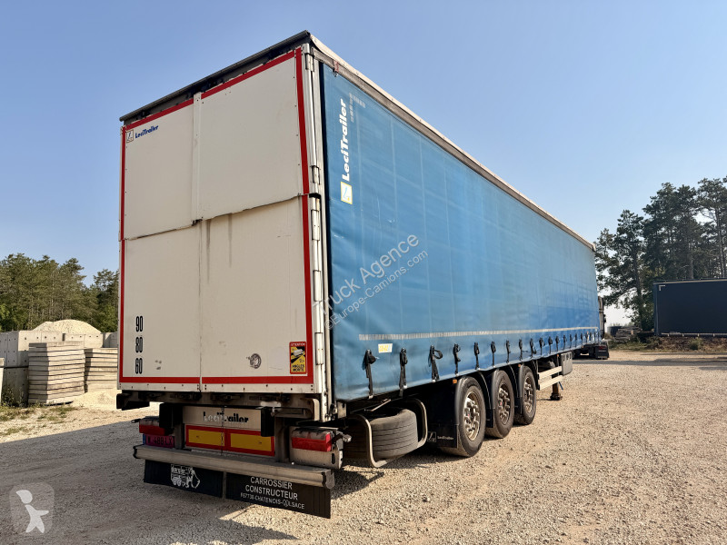 نصف مقطورة Lecitrailer
