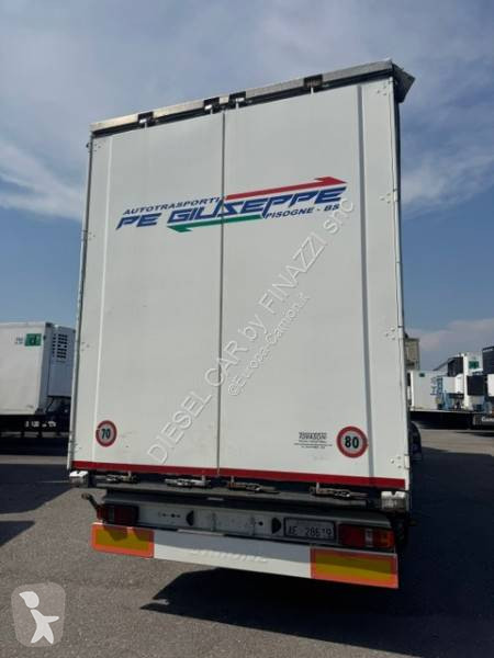 نصف مقطورة Krone CENTINATO