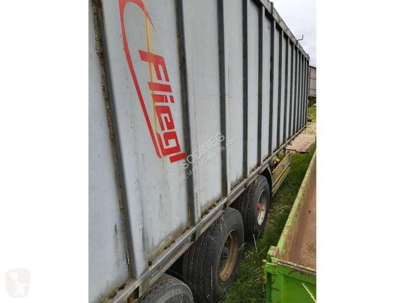 نصف مقطورة Fliegl  3 ESSIEUX