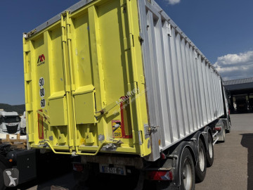 Semitrailer flak Benalu