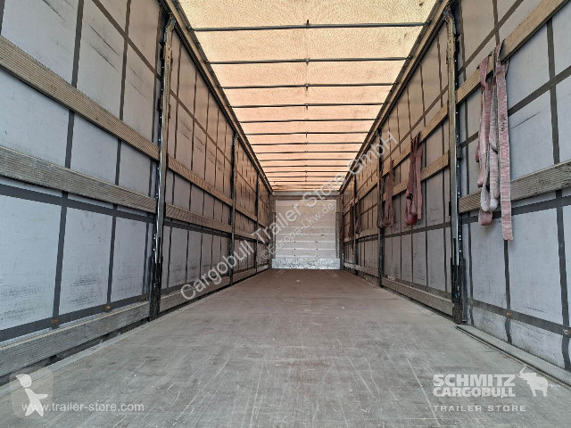 نصف مقطورة Schmitz Cargobull Curtainsider...