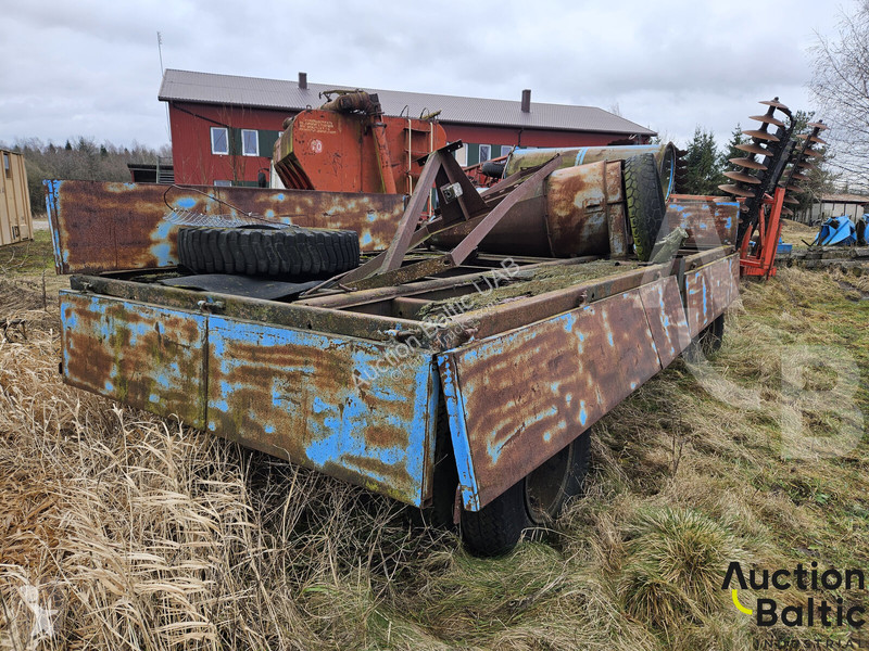 Полуприцеп  8328