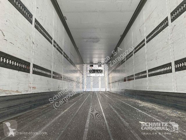 نصف مقطورة Schmitz Cargobull Reefer Standard