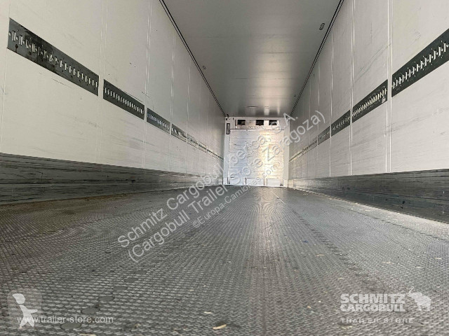 نصف مقطورة Schmitz Cargobull Reefer Standard