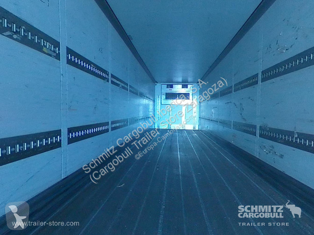 نصف مقطورة Schmitz Cargobull Reefer Standard