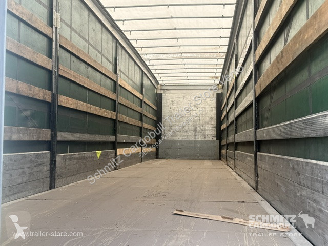 نصف مقطورة Schmitz Cargobull Curtainsider Mega