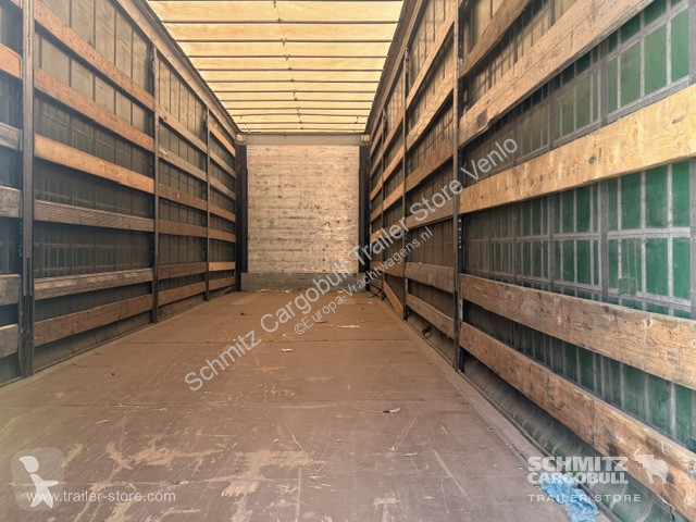 نصف مقطورة Schmitz Cargobull Curtainsider Mega