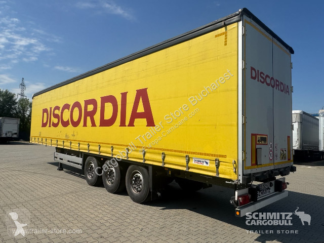 نصف مقطورة Schmitz Cargobull Curtainsider Standard