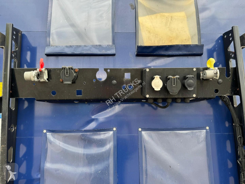 Semirremolque Kögel SN24 3 AXLE BPW - DAMAGED