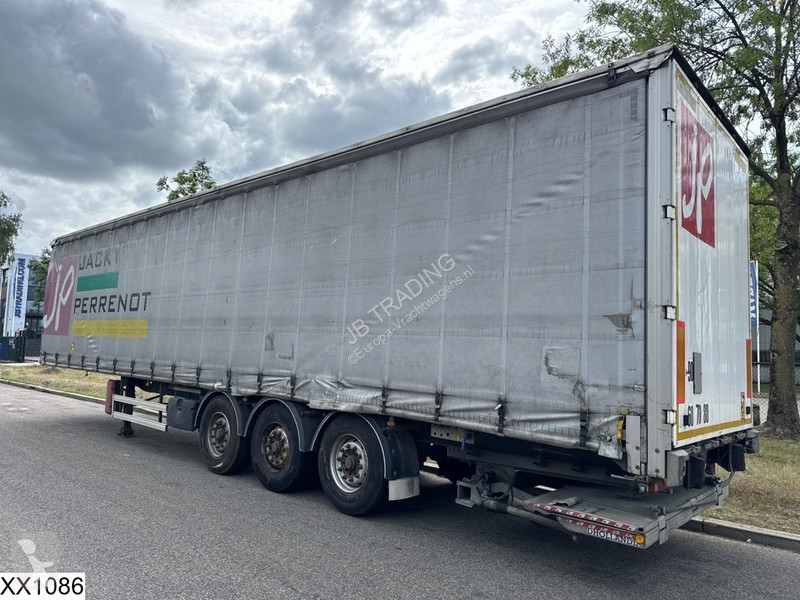 Fruehauf Tautliner Lift axle semi-trailer