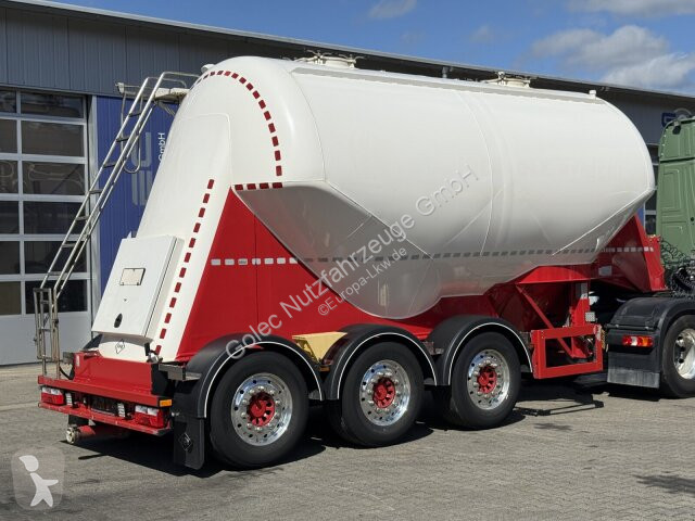 Semi remorque Feldbinder FFB Silo Auflieger...