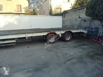 Semi remorque plateau ridelles Castera