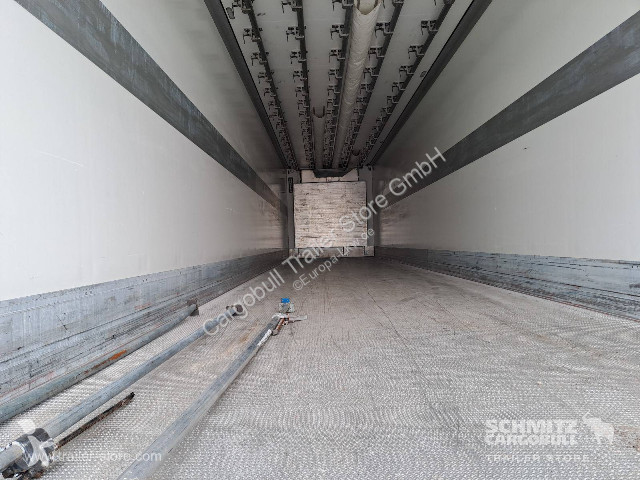 Oplegger Schmitz Cargobull Tiefkühler Fleischhang