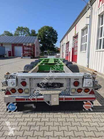 Semi remorque porte containers Fliegl