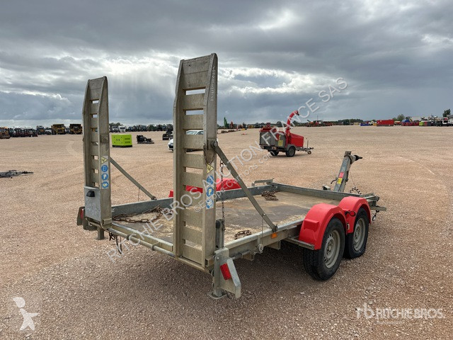 Semi-trailer