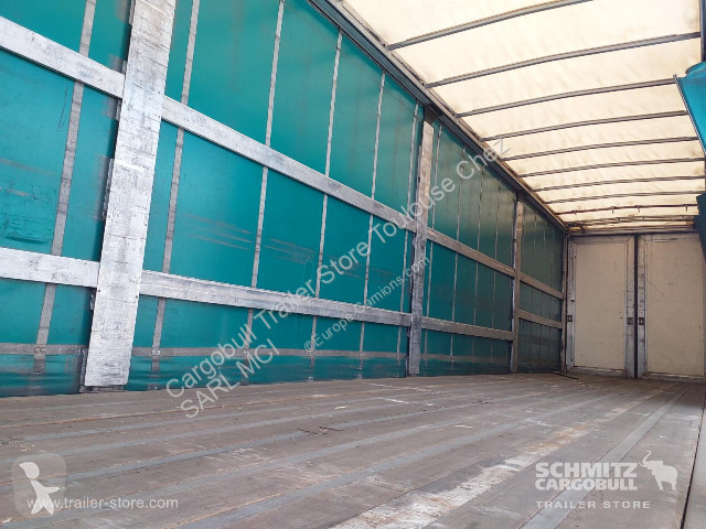 Semirremolque Kaiser Semitrailer Curtainsider...