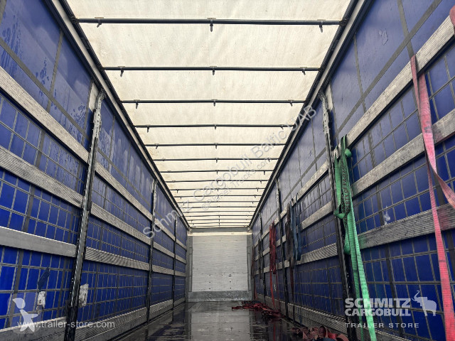 Félpótkocsi Schmitz Cargobull Semitrailer...