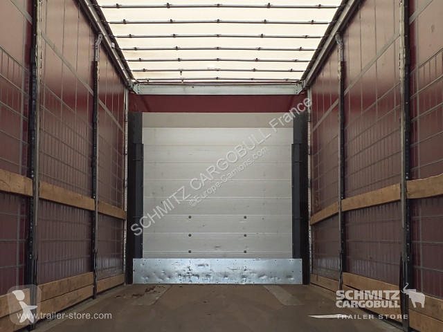 Félpótkocsi Schmitz Cargobull Semitrailer...