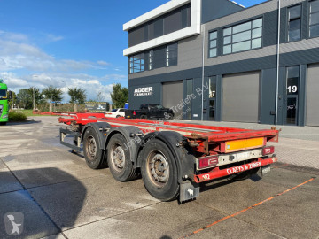 Semiremorca transport containere