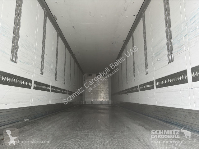 Полуприцеп Schmitz Cargobull Semitrailer Reefer...