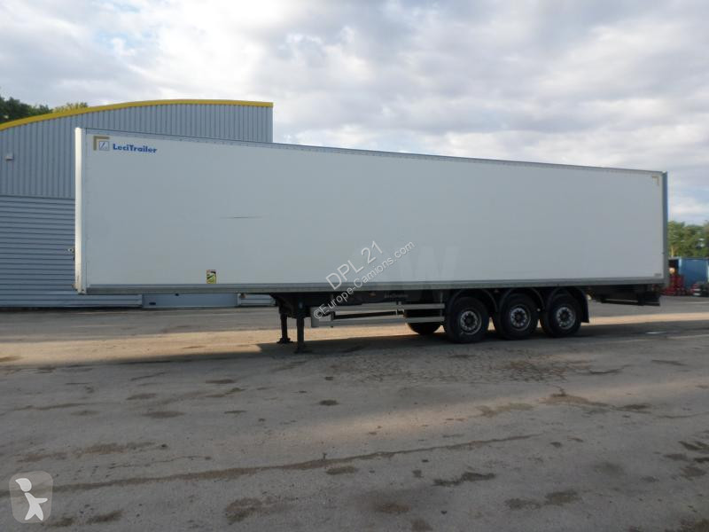 Semiremorca Lecitrailer  FOURGON 3 ESSIEUX P3EA
