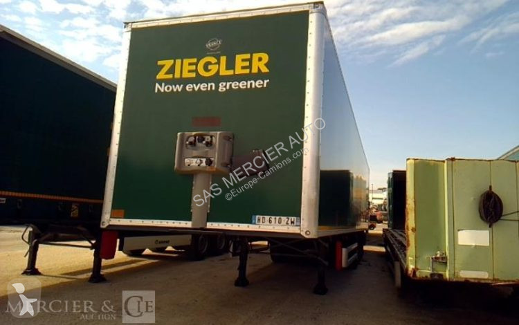 Semiremorca Fruehauf
