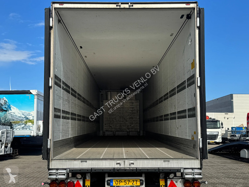 Полуприцеп Schmitz Cargobull Thermo King SLXi...