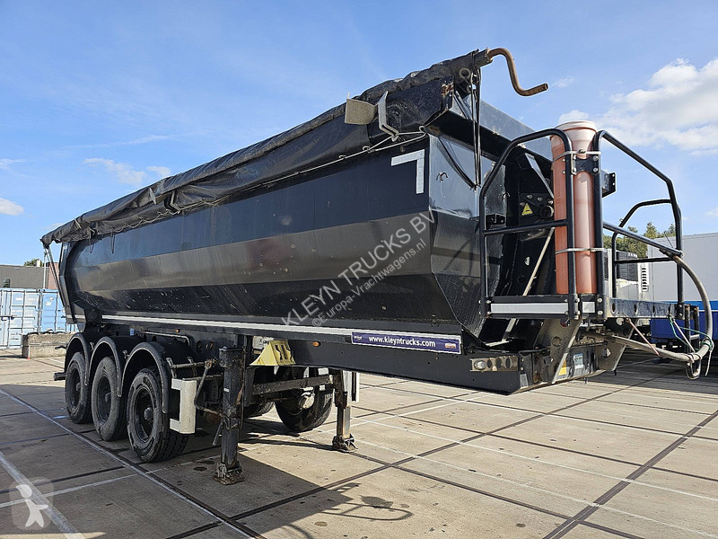 Полуприцеп Kässbohrer L1S0R123 HALFPIPE STEEL