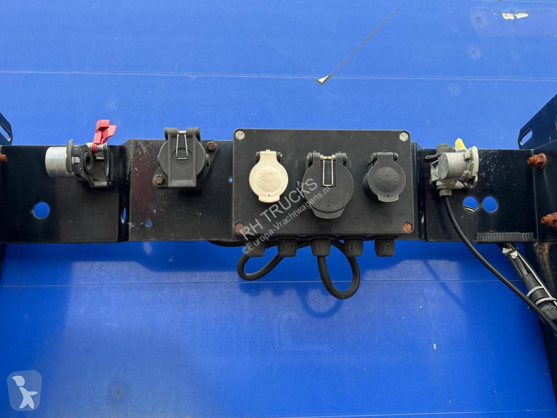 Полуприцеп Kögel S24-1 3 AXLE SAF + SLIDING ROOF