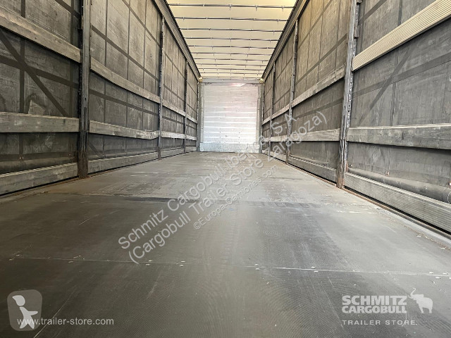 Полуприцеп Schmitz Cargobull Curtainsider Standard