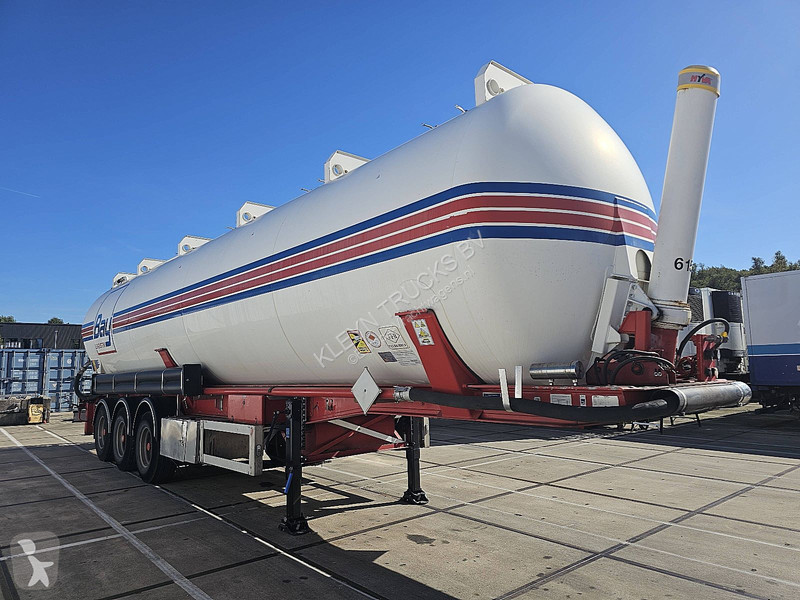 Полуприцеп Feldbinder KIP 60.3 GGVS/ADR