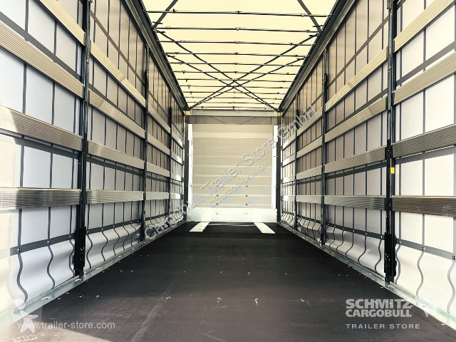 Schmitz Cargobull Curtainsider Mega Getränke...