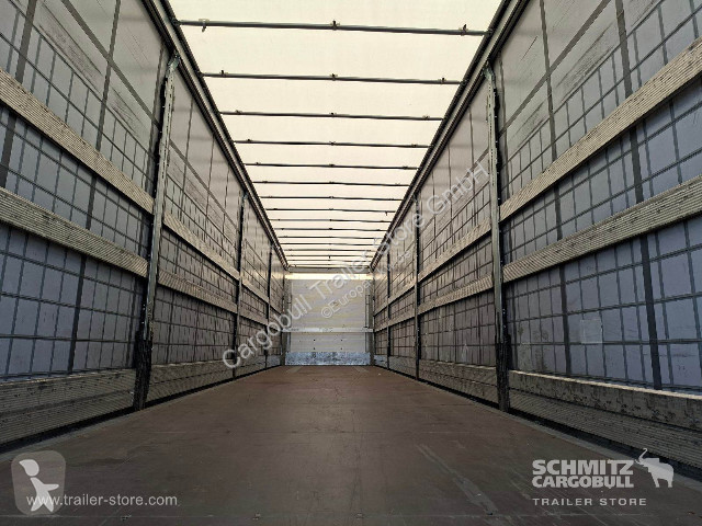 نصف مقطورة Schmitz Cargobull Curtainsider Standard