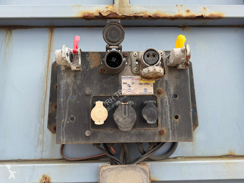 Lecitrailer p3 - 3 AXLE BPW LAST AXLE STEERING...