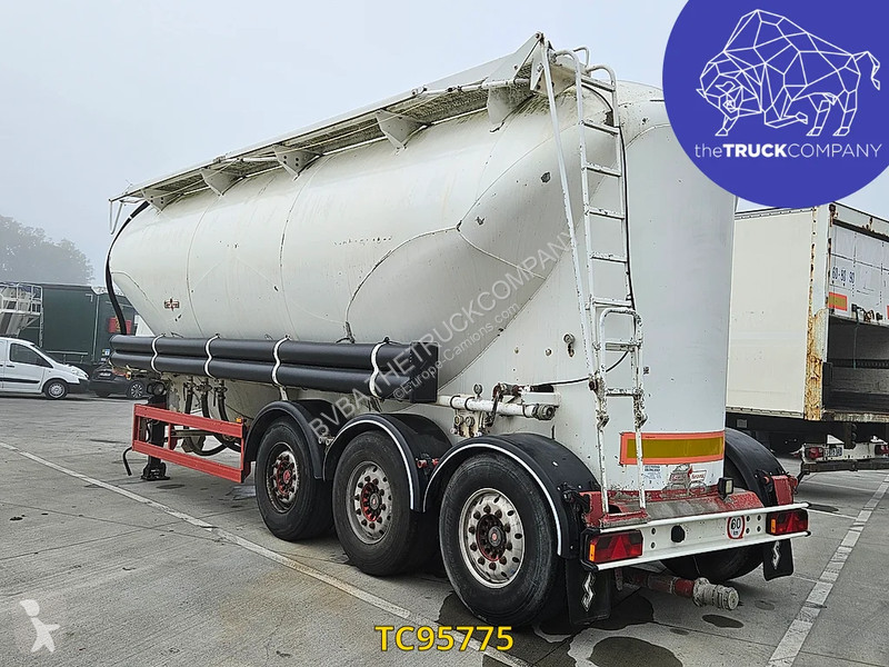 Spitzer  semi-trailer