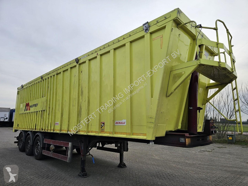 Benalu Sas C39C13 70 M3 semi-trailer