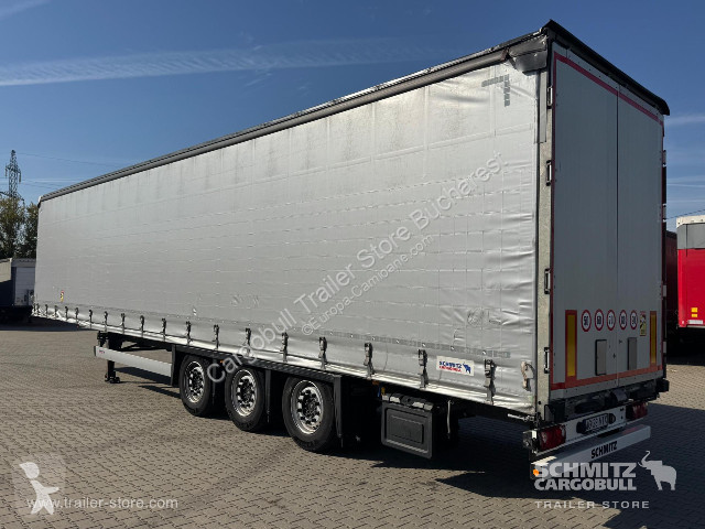 Oplegger Schmitz Cargobull Curtainsider Mega