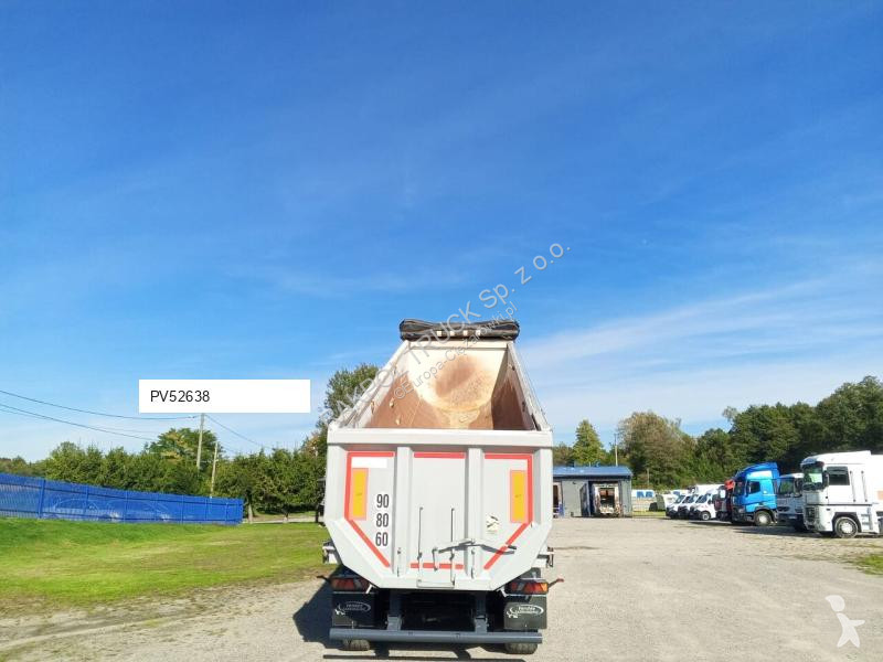 Fruehauf  semi-trailer